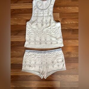 Victoria's Secret Cream Patterned Pajama Set size L